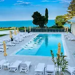 Azure Infinity - Sea View, Pools & - Over The Sea And Under The Sky *