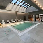 Azure Infinity - Sea View, Pools & - Over The Sea And Under The Sky Appartamento Varna