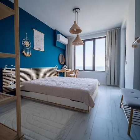 Azure Infinity - Sea View, Pools & - Over The Sea And Under The Sky Appartement Varna