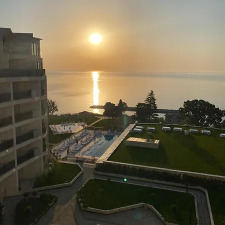 Azure Infinity - Sea View, Pools & - Over The Sea And Under The Sky Appartement