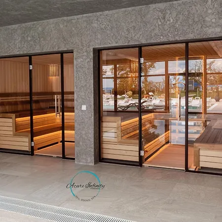 Appartamento Azure Infinity - Sea View, Pools & - Over The Sea And Under The Sky Varna
