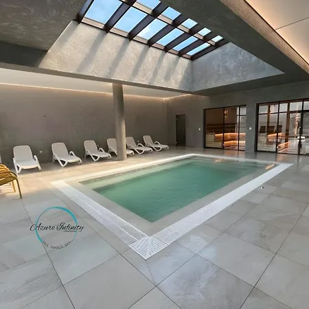 Azure Infinity - Sea View, Pools & - Over The Sea And Under The Sky דירה וארנה