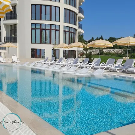 Apartmán Azure Infinity - Sea View, Pools & - Over The Sea And Under The Sky